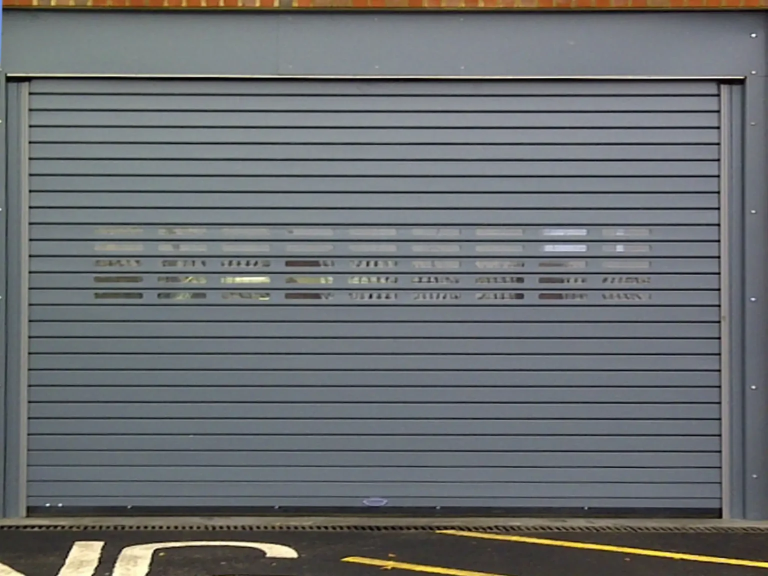 Ganymede insulated Shutter with vision sections