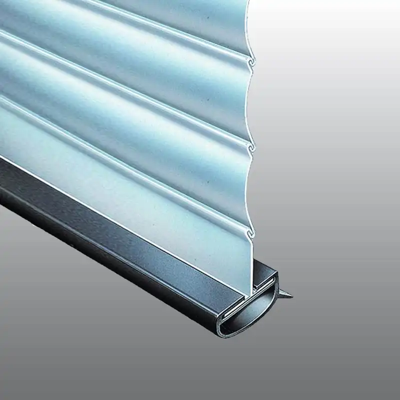 T-section bottom lath profile with seal